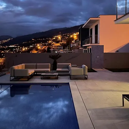 Boa Nova Preta By Mhm Funchal (Madeira)