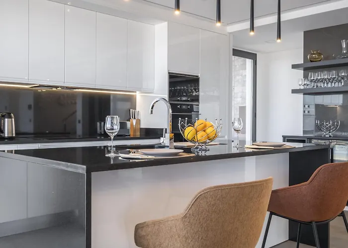 Boa Nova Preta By Lovelystay Villa *